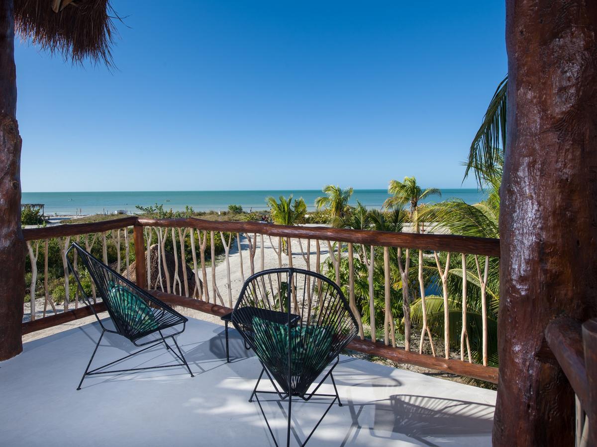 บียาส เอชเอ็ม ปาลาปาส เดล มาร์ Hotel Isla Holbox ภายนอก รูปภาพ
