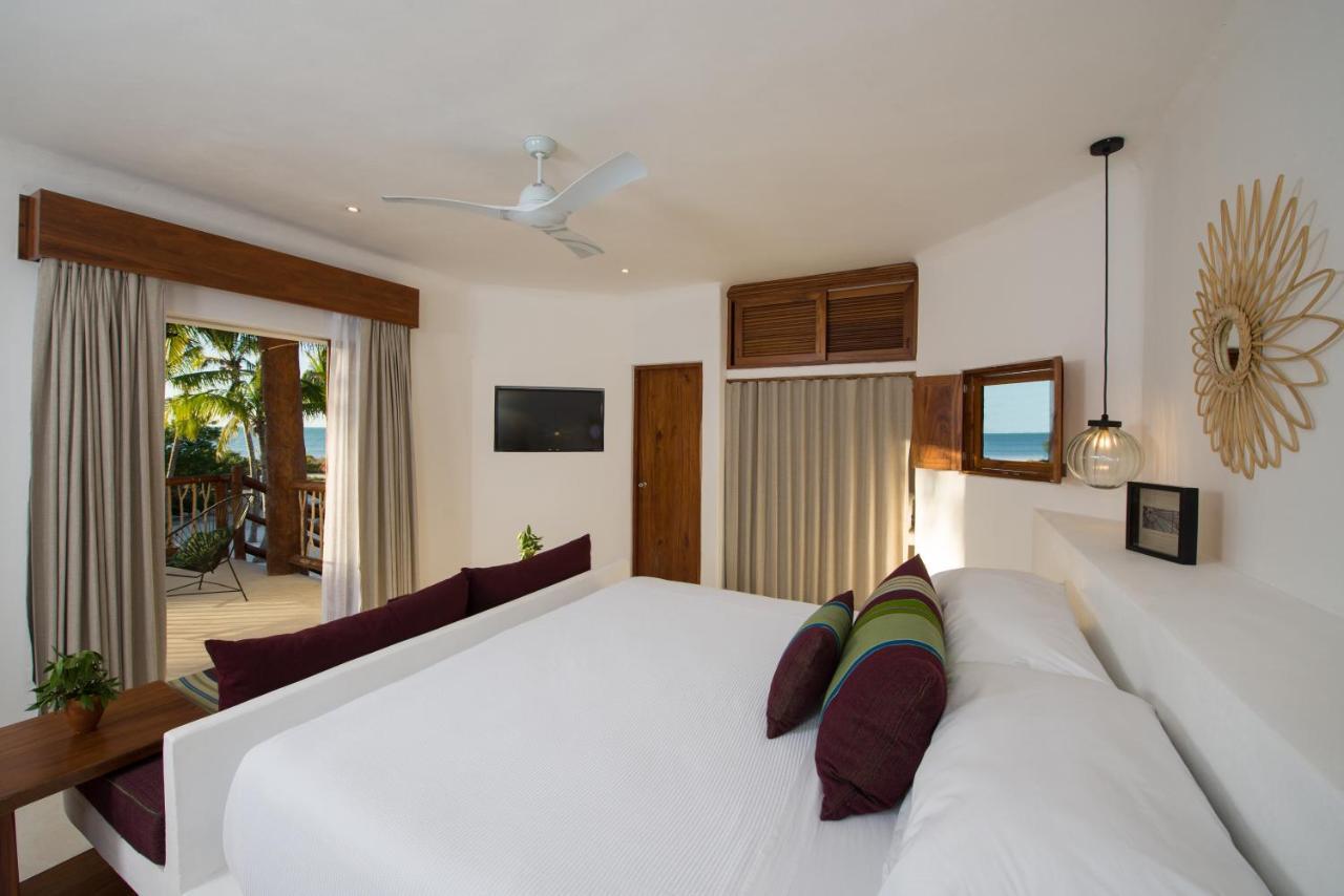 บียาส เอชเอ็ม ปาลาปาส เดล มาร์ Hotel Isla Holbox ภายนอก รูปภาพ
